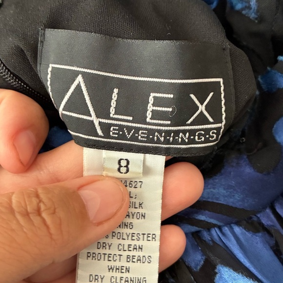 Alex Evenings Silk Blend Blue & Black Beaded Halter Mini Dress 8 - Picture 12 of 16